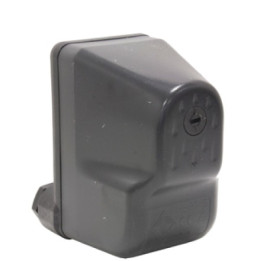 Pressostat 220v 10 A - 1 a 5 bars (reglage usine 1,4-2,8bars)