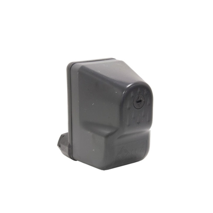 Pressostat 220v 10 A - 1 a 5 bars (reglage usine 1,4-2,8bars)